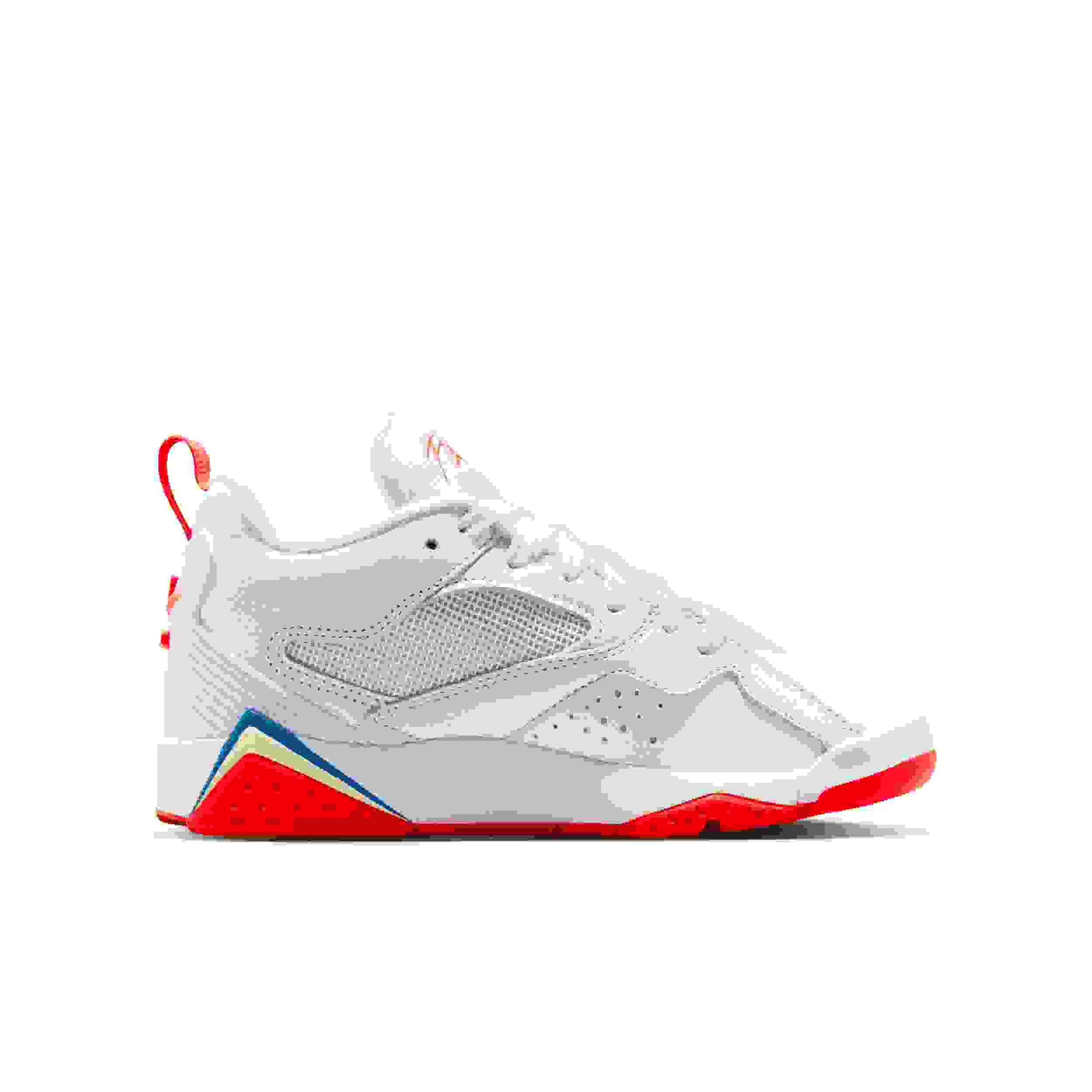 Jordan MVP 92 Grade School Boys' "White/Vast Grey/Game Royal/Infrared 23" Shoe